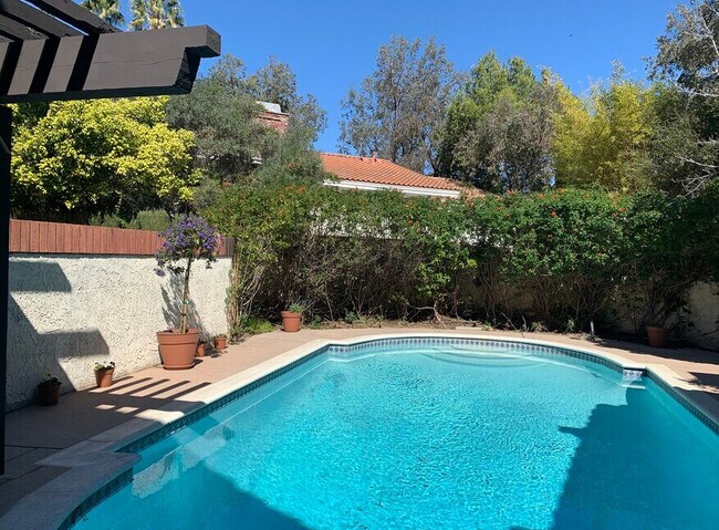 Photo - 2785 Claray Dr