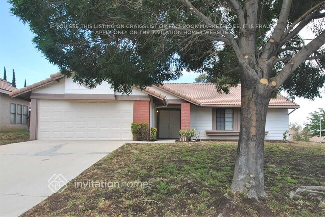 Building Photo - 4601 Vitrina Ln