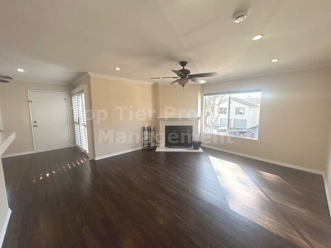 Photo - ***Updated 1 bed, 1 bath, 733 sqft Condo in the Heart of La Costa - Available 12/14*** Unit G-201