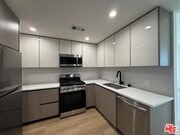 Photo - 955 Fedora St Unit 302