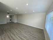 Photo - Sheraton Apartments