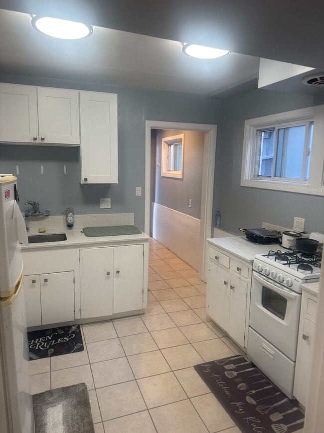 Photo - 125 26th St Unit B