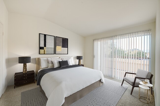 Arroyo Villa Apartments - Arroyo Villa Apartments