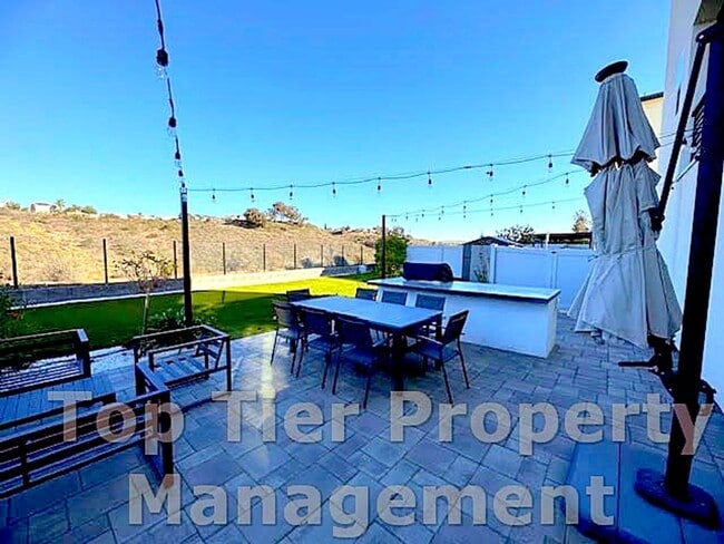 Photo - Beautiful & Modern 3 bed/ 3.5 bath/ 2,029 Sqft Condo with amazing Views in Carroll Canyon- Availa...