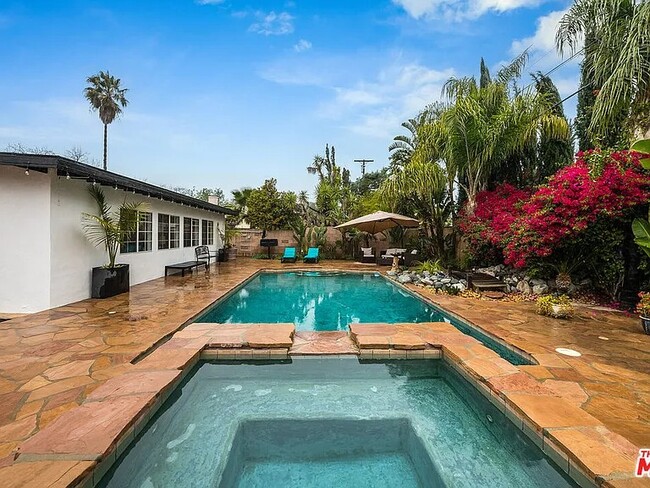 Photo - 10420 Eton Ave House