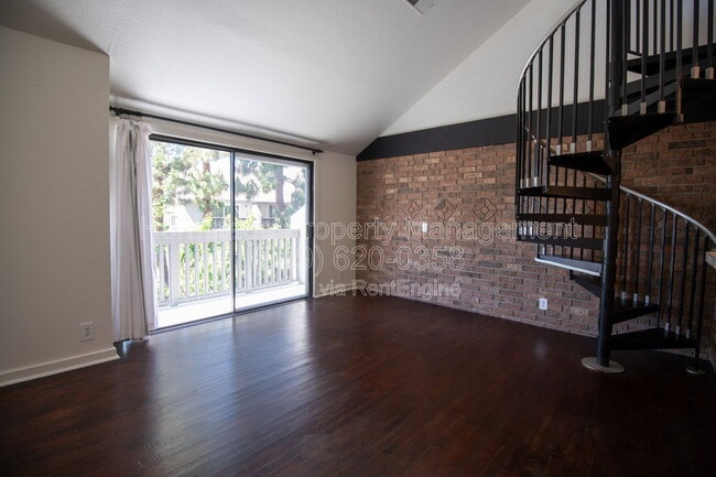 Photo - 381 Orange Blossom