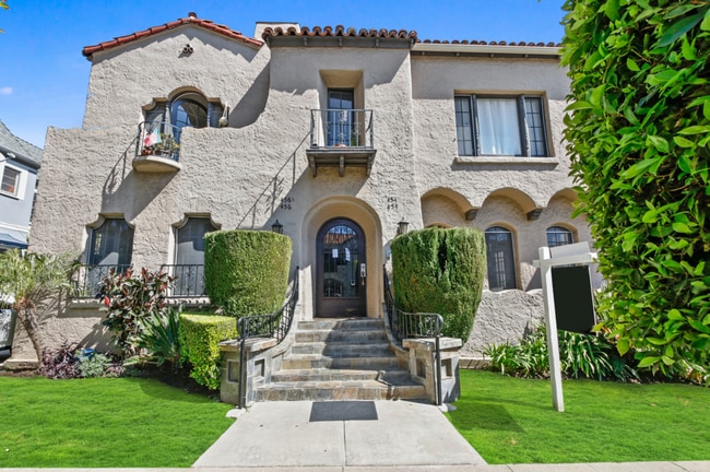 Photo - 454 N Orange Grove Ave Unit 456.5