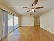 Photo - 2793 Landen St