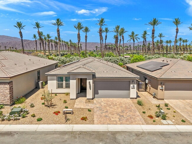 Photo - 51805 Pinnacle Vis Dr