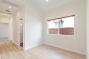 Photo - 11937 Burton St