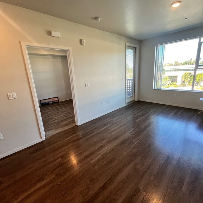 Photo - Bluewater Apartments