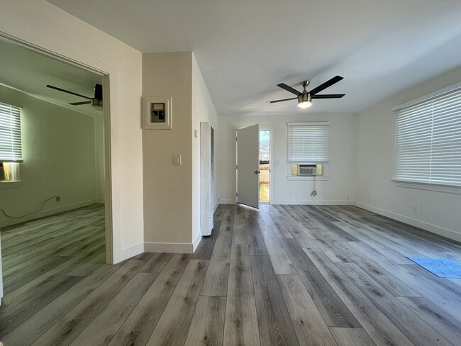 Photo - 345-379 Cedar St