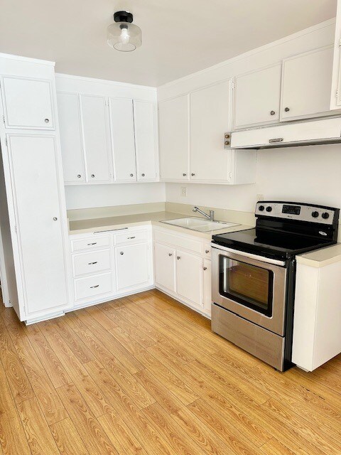 Photo - 428 N Hayworth Ave Unit 215