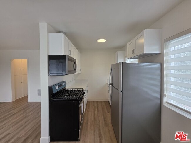 Photo - 2009 Carnegie Ln Unit 8