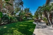 Photo - 729 Poinsettia Park S House