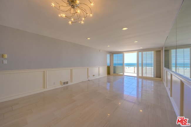 Photo - 2 E Ketch St Unit 204