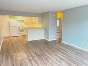 Photo - Spacious 2BD/1BA Apartment in Azalea Park ... Unit A