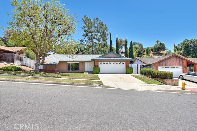 Photo - 518 N Platina Dr House
