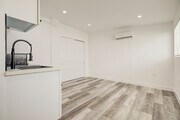 Photo - 18413 Erwin St