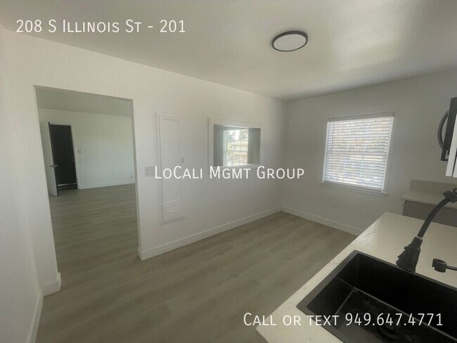 Photo - 208 S Illinois St Unit 201