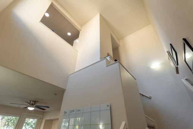 Photo - 751 Paradise Way