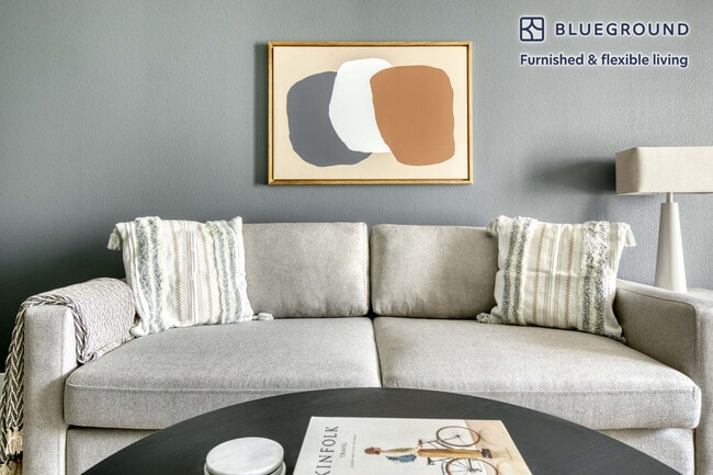 Photo - 5535 Westlawn Ave Unit SI FL3-ID929