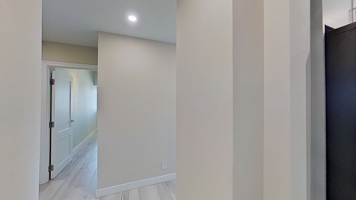 3D Tour - 1155 N La Cienega Blvd Unit 1106