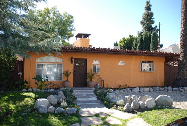Photo - 15236 Hesby St House