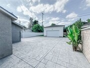 Photo - 18001 Osborne St House
