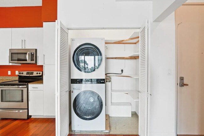 Photo - 488 E Ocean Blvd