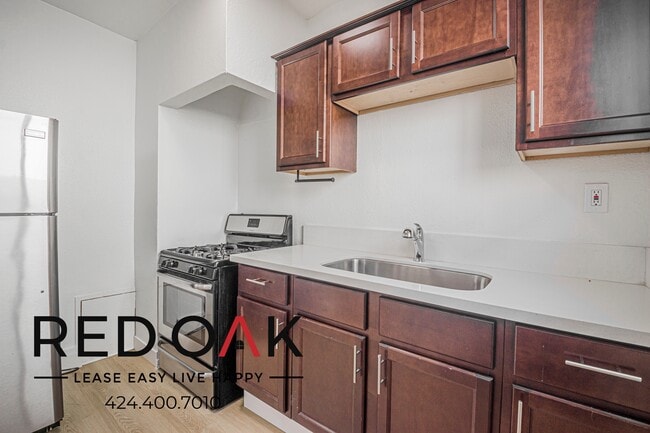 Photo - 4348 Lockwood Ave Unit 3