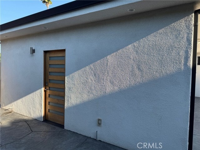 Building Photo - 6427 Nagle Ave