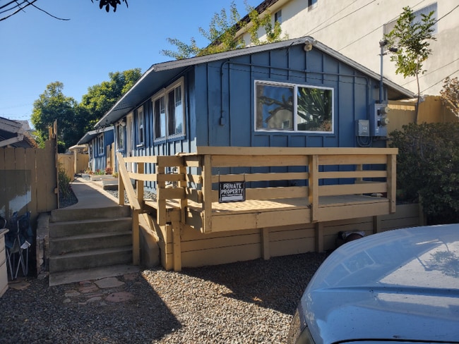 Building Photo - 4264 Mentone St Unit 4264