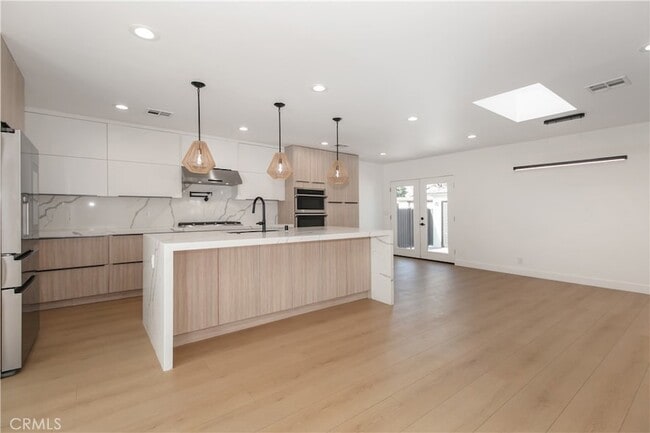 Photo - 22539 Dolorosa St