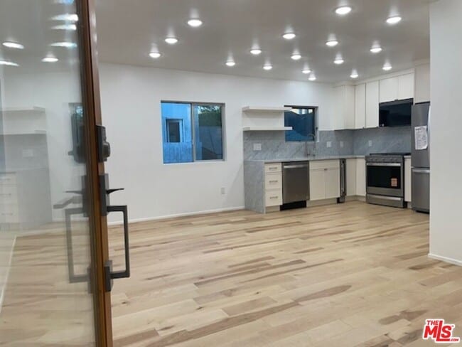 Photo - 245 Windward Ave
