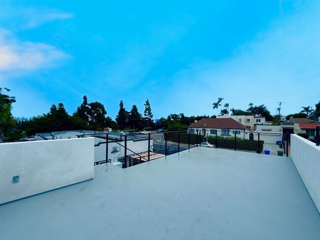 Photo - Welcome to your Contemporary Casita in the...