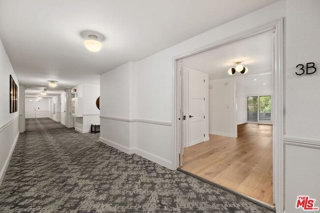 Photo - 651 Wilcox Ave Unit 3B