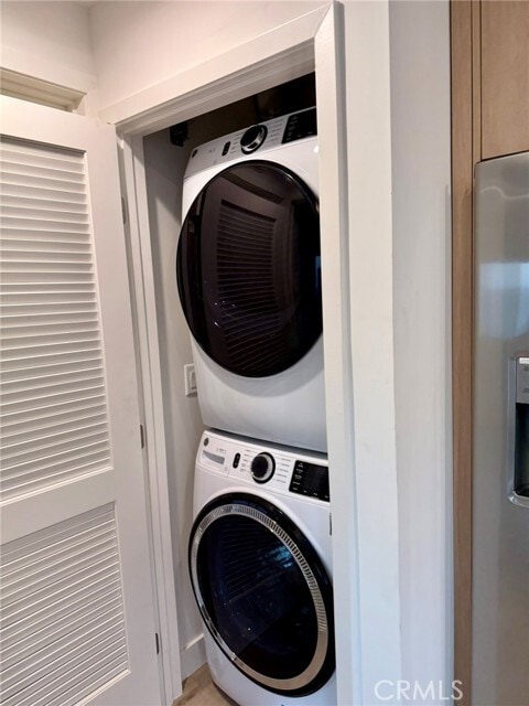 Photo - 5974 Jamieson Ave