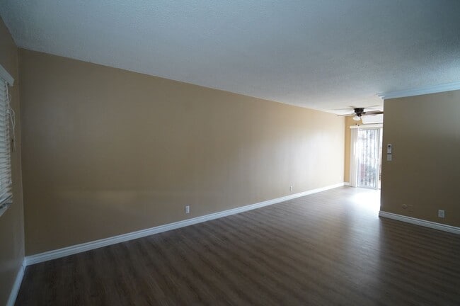 Photo - Downstairs 1bd/1ba Spacious & Downstairs Apartment in Pasadena