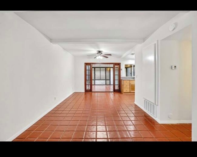 Photo - 15210 Shadybend Dr