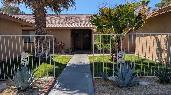Photo - 27535 Lakeview Dr Condo Unit 52
