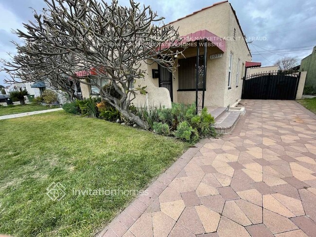 Photo - 2017 W 65th Pl House