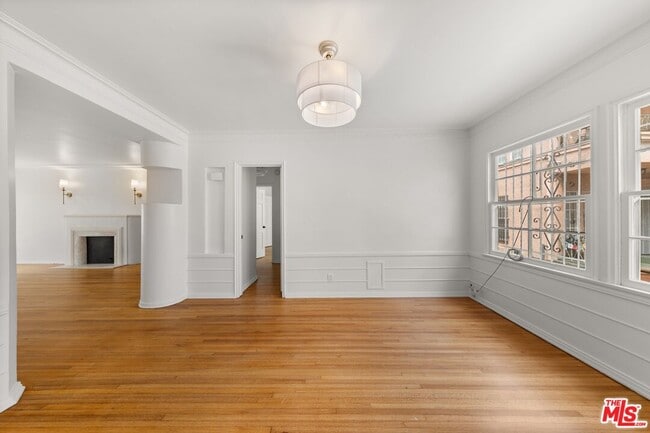 Photo - 639 Burnside Ave