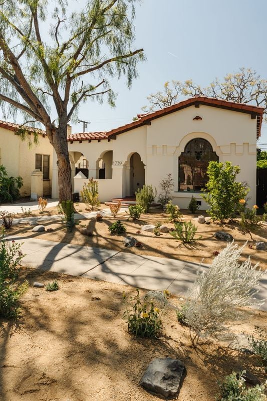 Building Photo - 1739 S Ogden Dr