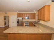 Photo - 815 S Grand Ave Unit 4