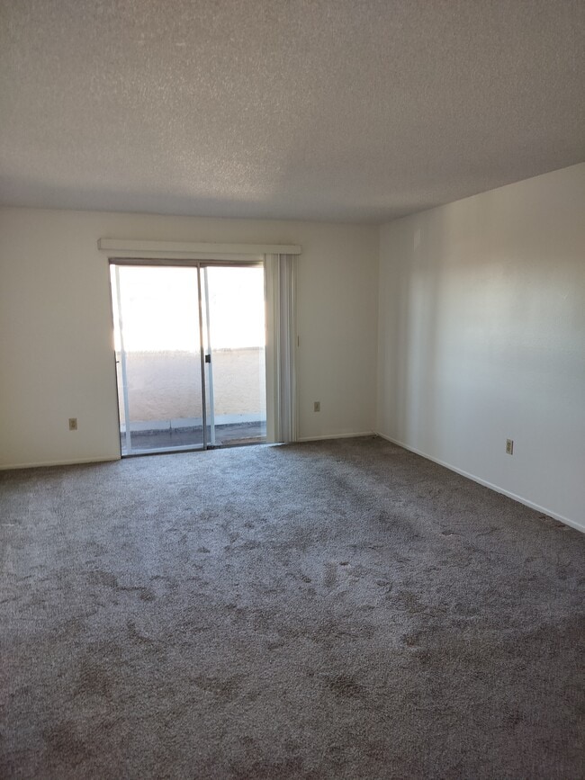 Photo - 15752 Taft Ln Unit 3