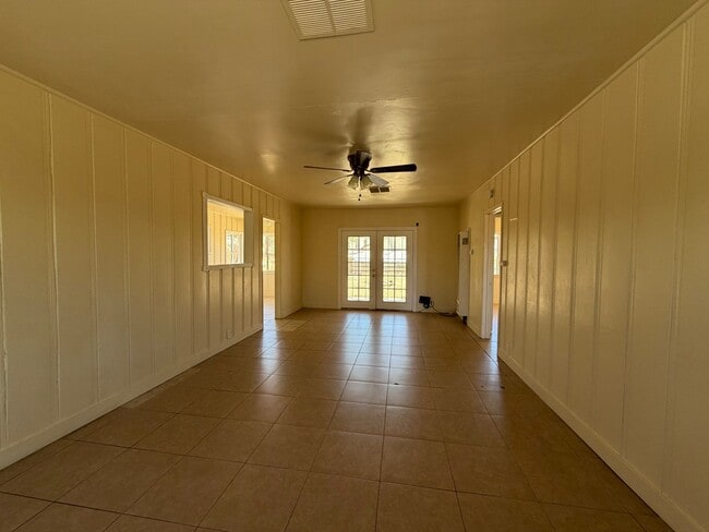 Photo - P156 Unit # C