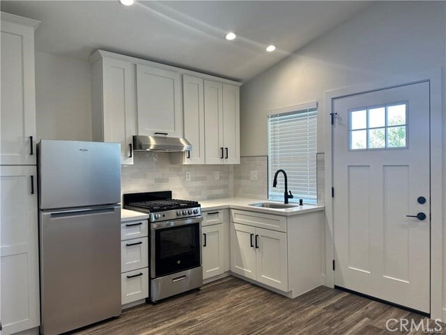 Photo - 728 Park Ln