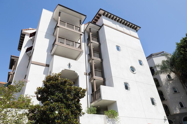 Photo - Bonnie Brae Apartments