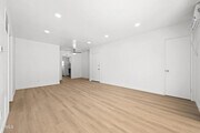 Photo - 121 S Chester Ave Apartment Unit 12
